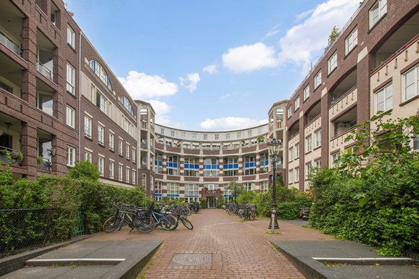 Onder bod: Van der Palmkade 68, 1051RG Amsterdam Onder bod: Van der Palmkade 68, 1051RG Amsterdam