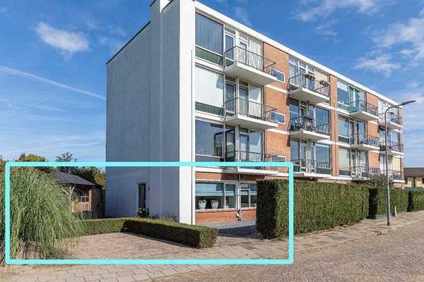 Te koop: Leuk appartement met ruime tuin, tuinhuis en parkeerplaats! Te koop: Leuk appartement met ruime tuin, tuinhuis en parkeerplaats!