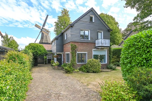 Bosbeeklaan 19, 2071 AK Santpoort-Noord