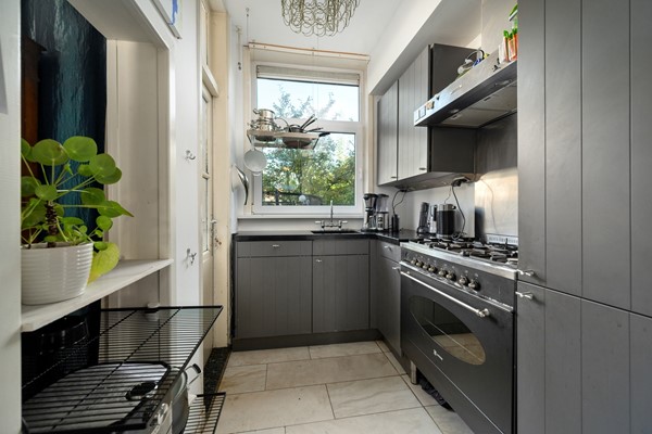 Medium property photo - Prins Frederik Hendrikstraat 74, 3051 ET Rotterdam