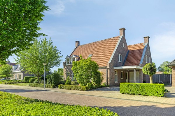 Lomanskamp 18, Beuningen