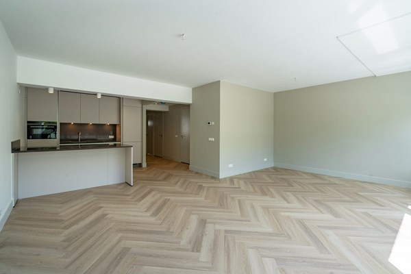 Medium property photo - Kruiskade, 3012 EG Rotterdam