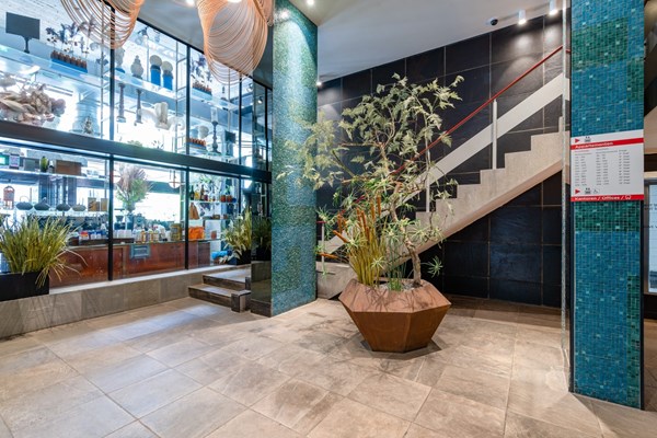 Medium property photo - Kruiskade, 3012 EG Rotterdam