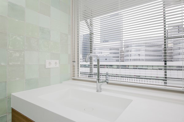 Medium property photo - Kruiskade, 3012 EG Rotterdam