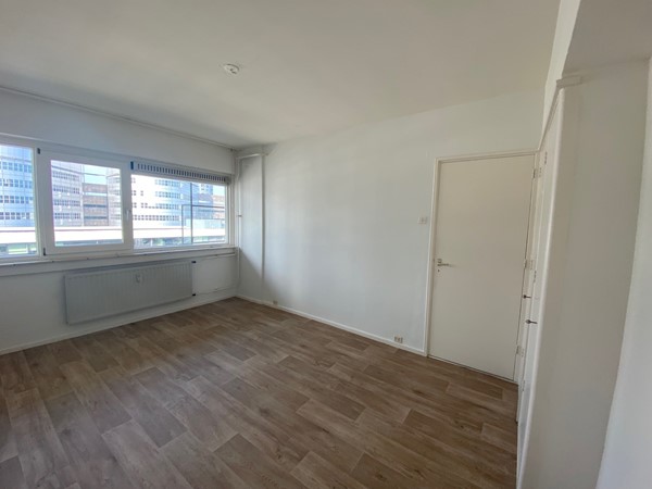 Medium property photo - Kruiskade, 3012 EG Rotterdam