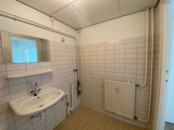 Medium property photo - Kruiskade, 3012 EG Rotterdam