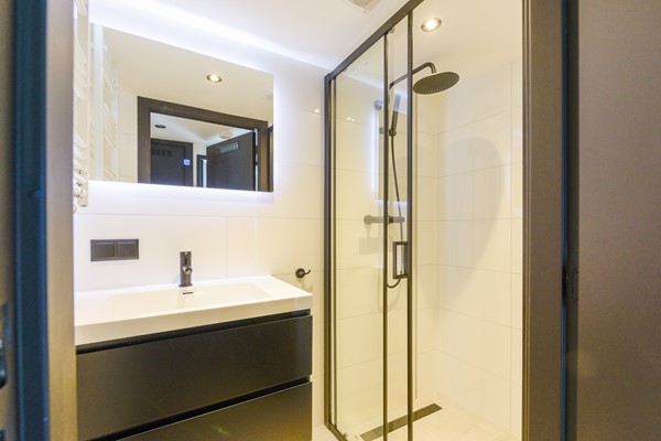 Medium property photo - 1e Middellandstraat, 3021 BE Rotterdam