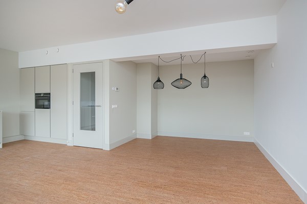 Medium property photo - Kruiskade, 3012 EG Rotterdam