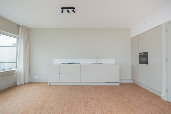 Medium property photo - Kruiskade, 3012 EG Rotterdam