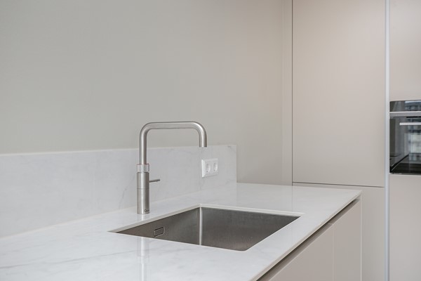 Medium property photo - Kruiskade, 3012 EG Rotterdam