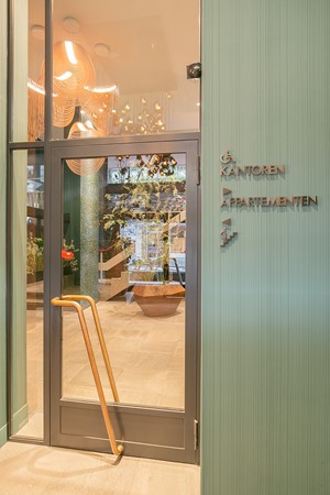 Medium property photo - Kruiskade, 3012 EG Rotterdam