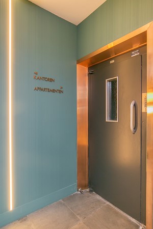 Medium property photo - Kruiskade, 3012 EG Rotterdam