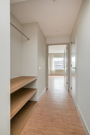 Medium property photo - Kruiskade, 3012 EG Rotterdam