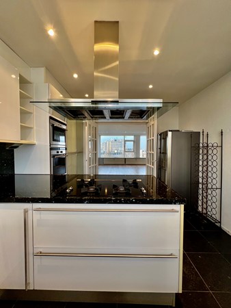 Medium property photo - Schiedamse Vest, 3011 BG Rotterdam