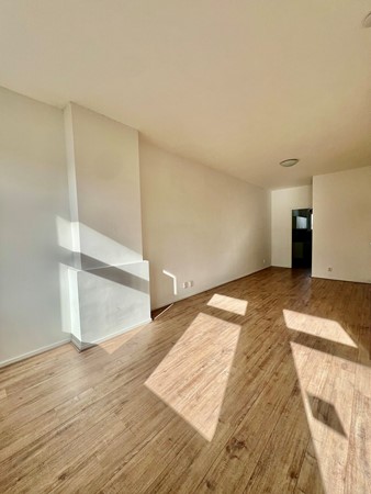 Medium property photo - Strevelsweg, 3073 DV Rotterdam