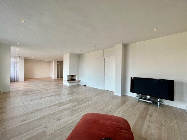 Medium property photo - Schiedamse Vest, 3011 BG Rotterdam
