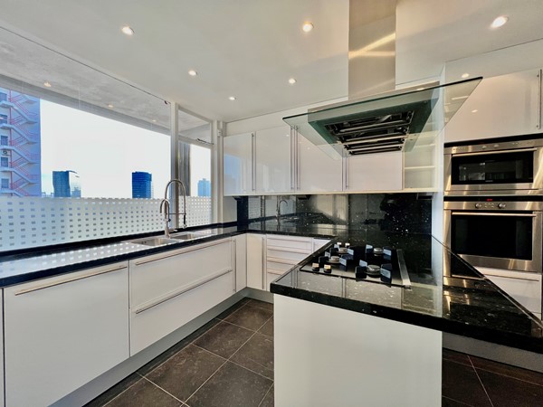 Medium property photo - Schiedamse Vest, 3011 BG Rotterdam