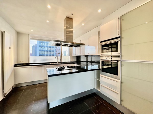 Medium property photo - Schiedamse Vest, 3011 BG Rotterdam