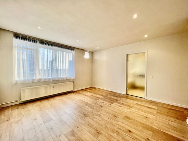 Medium property photo - Schiedamse Vest, 3011 BG Rotterdam