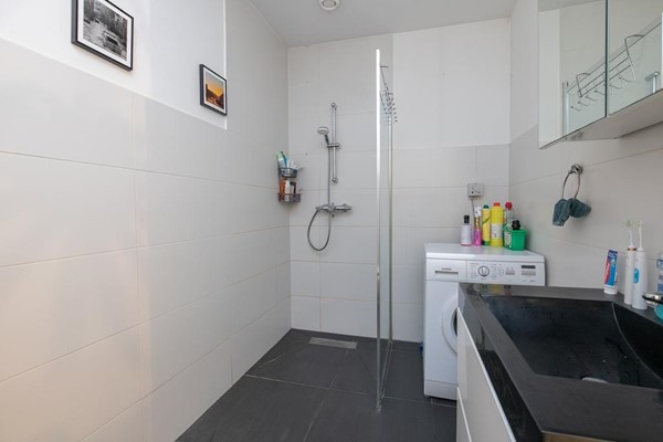 Medium property photo - Nieuwe Binnenweg, 3015 BJ Rotterdam