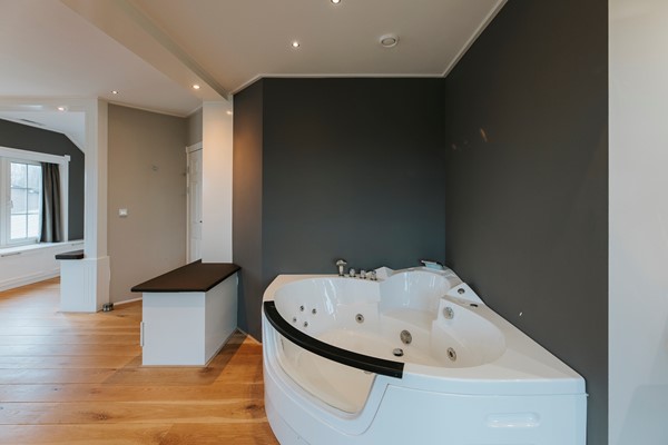 Medium property photo - Kanaalweg Westzijde, 3221 LK Hellevoetsluis