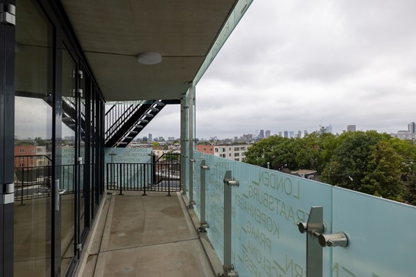 Medium property photo - Bergweg, 3036 BH Rotterdam