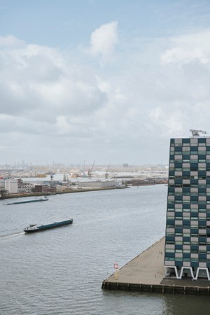 Medium property photo - Müllerkade, 3024 EP Rotterdam