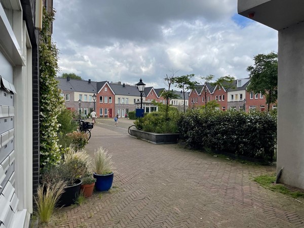 Medium property photo - V.O.C.-Plein, 3024 SV Rotterdam