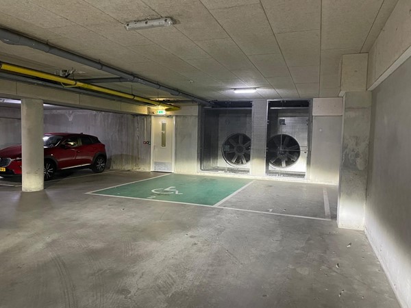 Medium property photo - V.O.C.-Plein, 3024 SV Rotterdam
