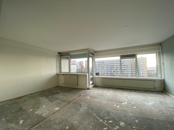 Medium property photo - Kruiskade, 3012 EG Rotterdam