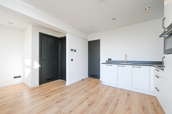 Medium property photo - Van 't Hoffplein, 3112 JS Schiedam