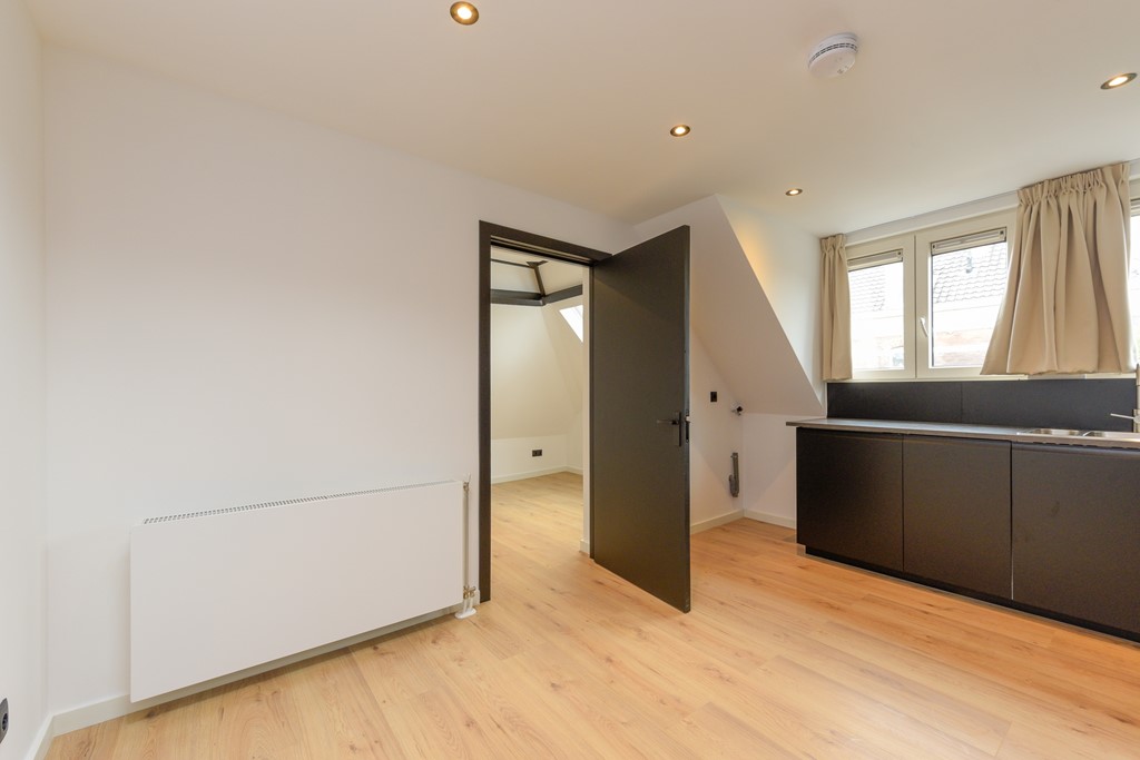 1E Middellandstraat ref-05342, Rotterdam
