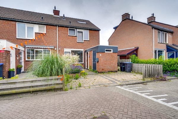 Foto - Te koop: Spiering 8, 3225 XK Hellevoetsluis