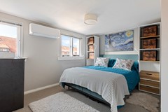 Nieuwe Zijds Burgwal 19-24.jpg