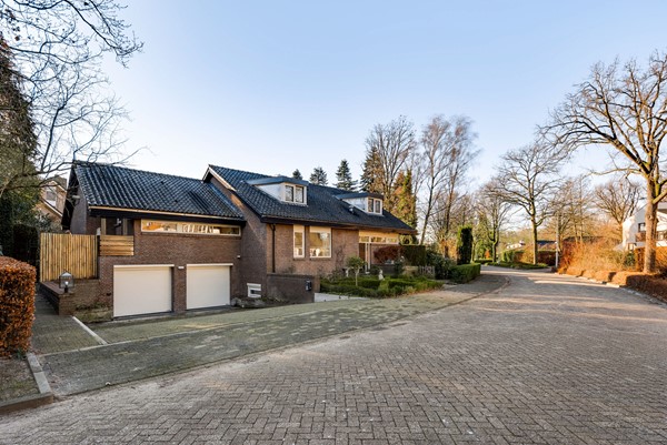 Verkocht: Startprijs € 1.250.000,- k.k. (bieden vanaf) 