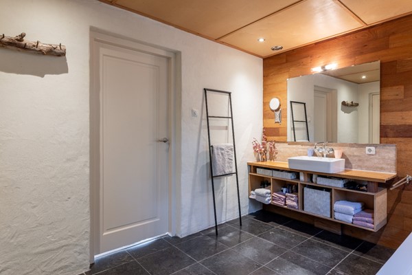 Medium property photo - Hoofdweg 2, 7676 AE Westerhaar-Vriezenveensewijk