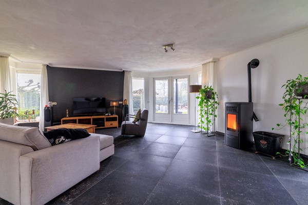 Medium property photo - Hoofdweg 159, 7676 AD Westerhaar-Vriezenveensewijk