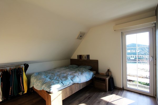 IMG_1223 (2) (Medium).JPG 12