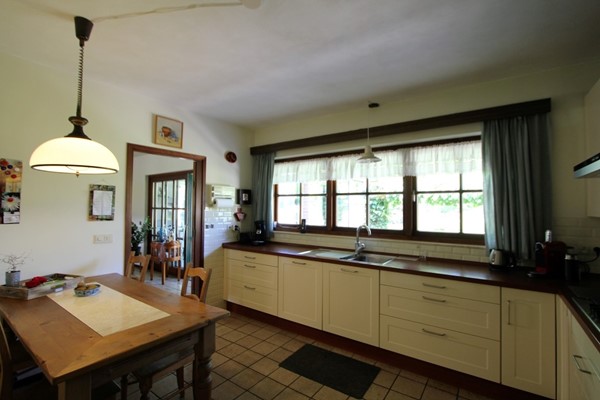 IMG_2477 (2) (Medium).JPG 16