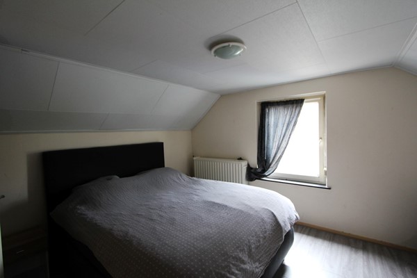 IMG_4373 (2) (Medium).JPG 15