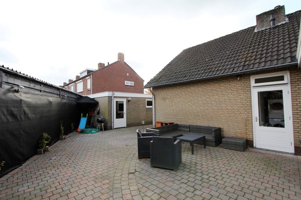 IMG_4477 (2) (Medium).JPG 18