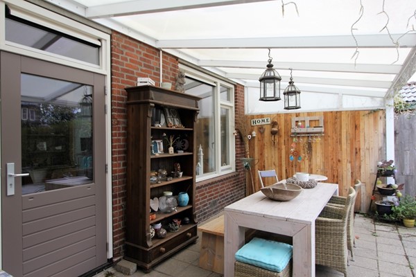 IMG_4654 (2) (Medium).JPG 3