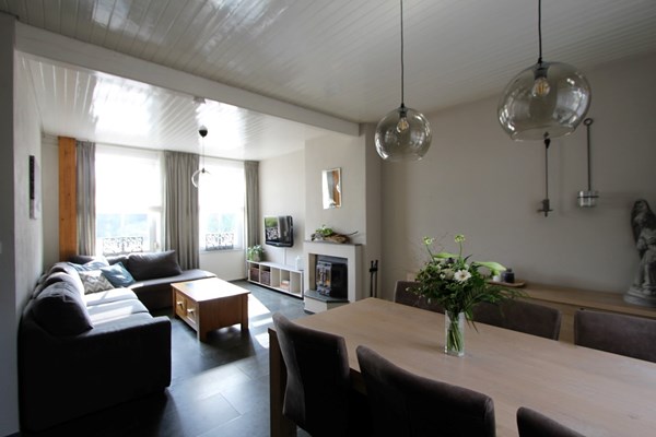 IMG_4188 (2) (Medium).JPG 5