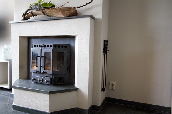 IMG_4208 (3) (Medium).jpg 6