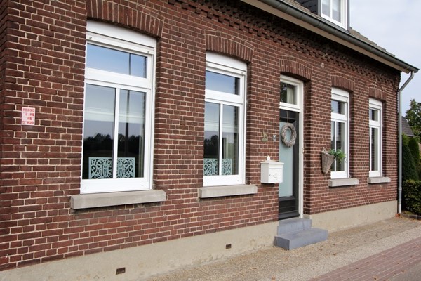 IMG_4200 (2) (Medium).JPG 22