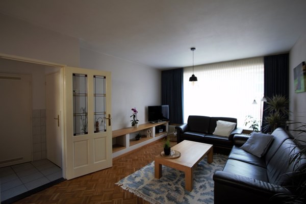 IMG_4267 (2) (Medium).jpg 5