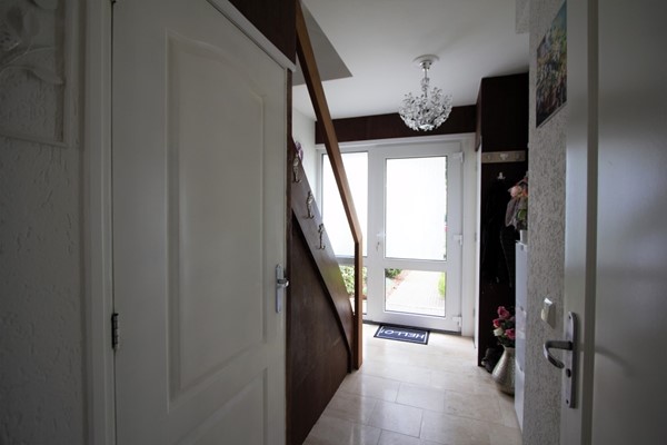 IMG_5689 (2) (Medium).jpg 7