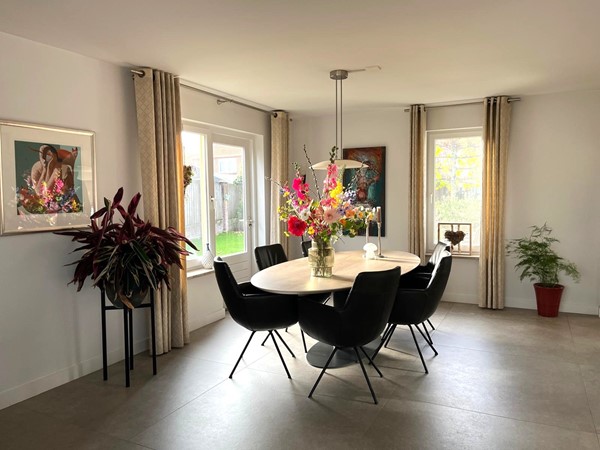 PHOTO-2025-11-20-22-52-55.jpg 4