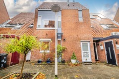 Sold: Uienakker 6, 2723 TH Zoetermeer
