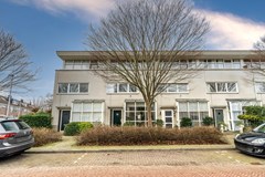 Sold subject to conditions: Buitendijklaan 35, 2353SC Leiderdorp